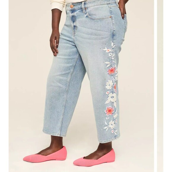 Lane Bryant Denim - Lane Bryant Signature Fit Straight Leg Crop Jean 20P Lt Bl Embroidery Rhinestone